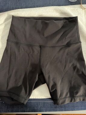 Lululemon Wunder Shorts